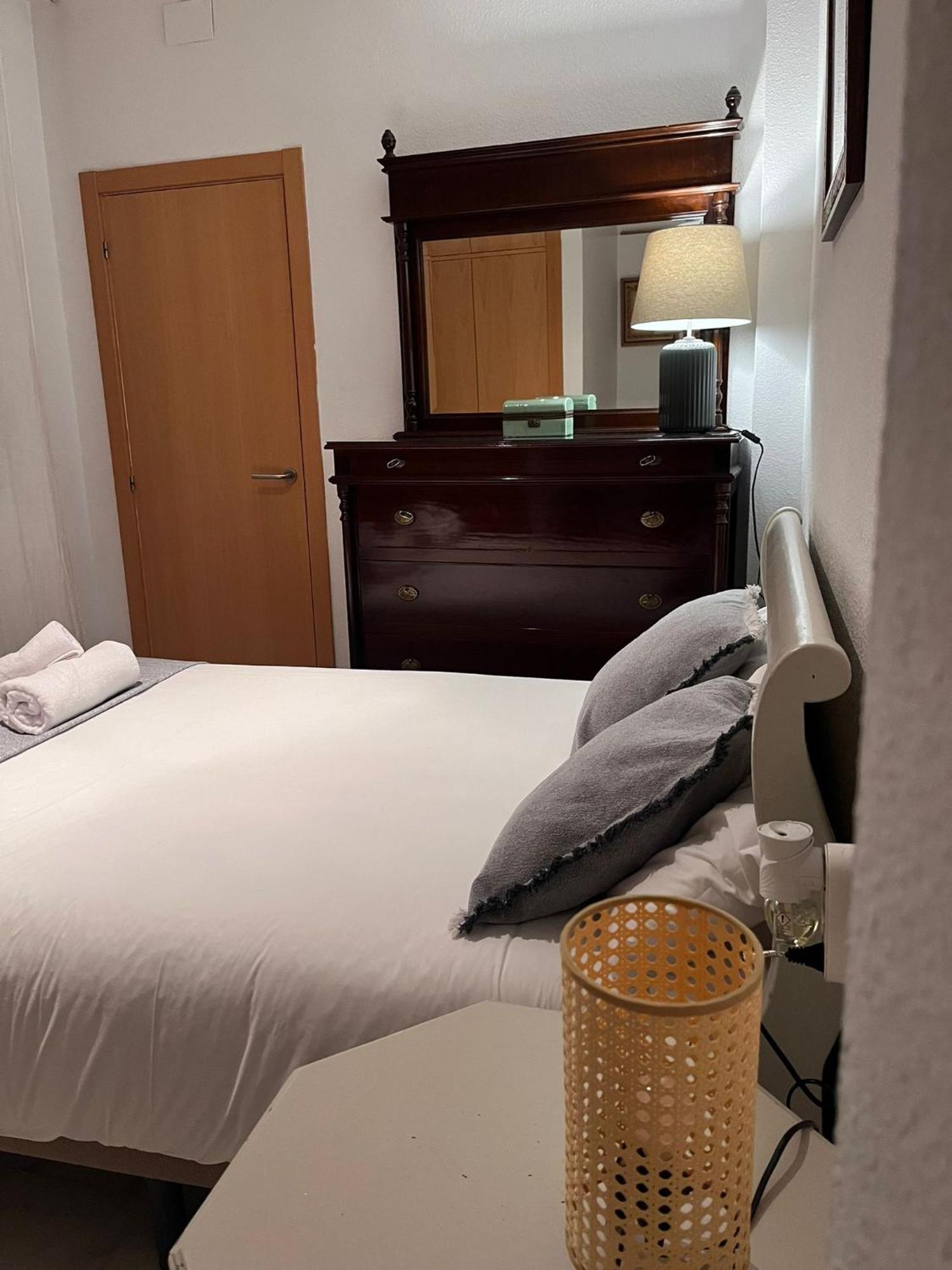 Apartamento Con Encanto Muy Centrico En Pilatos Sevilla Ideal Para Pareja Exterior foto